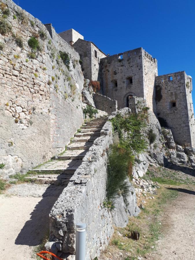 Apartment Morovic Kastela Dış mekan fotoğraf